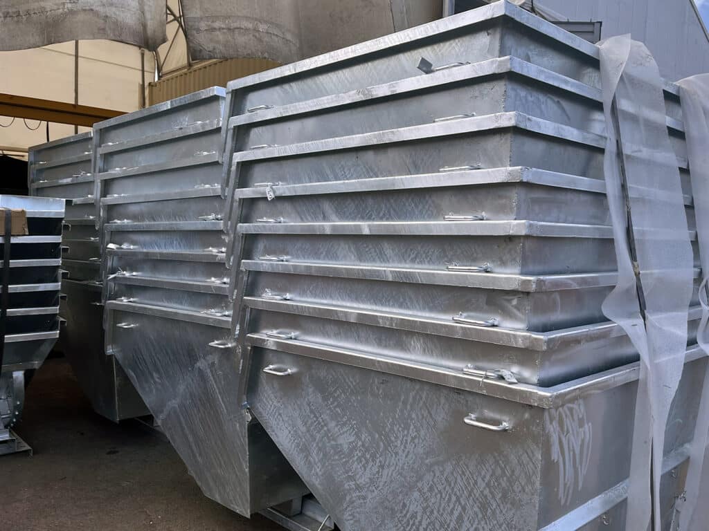 Self Dumping Hoppers In Hawaii