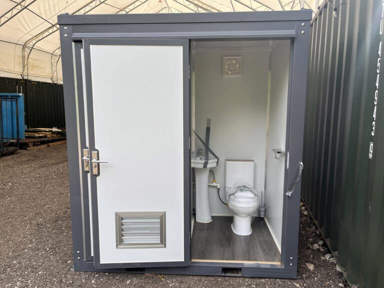 2-Stall Portable Restroom - Oahu, Hawaii