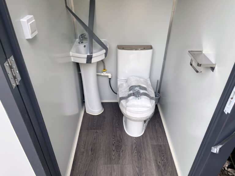 2-Stall Portable Restroom - Oahu, Hawaii